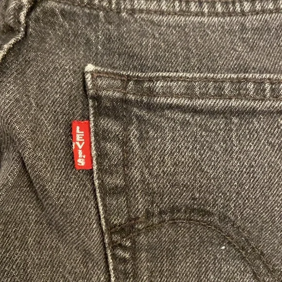 ♥️ HOST PICK ♥ LEVIS Premium Ribcage Straight 29W x 21L PETITE cropped high rise - Picture 4 of 11